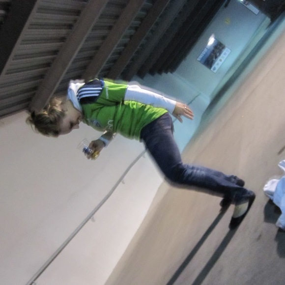 Meet your Posher, Kelli - Picture 1 of 1